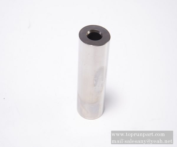 piston pin ME012-00900