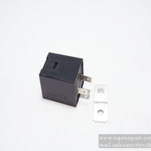 60306195 Flasher relay 4AZ 001 879-04 SANY