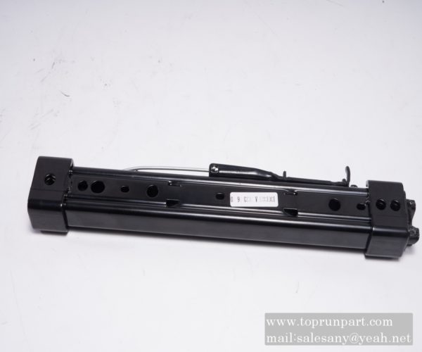 60313915 Seat left rail 1301323 SANY