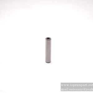 4934063 Inlet and exhaust valve guide C4934063