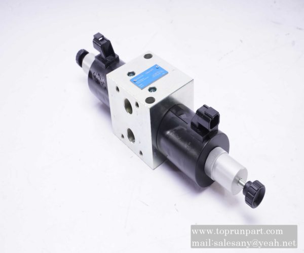 60328940 solenoid reversing valve LF221V201OC070F-E.LC2F-DZ-1/2G SANY