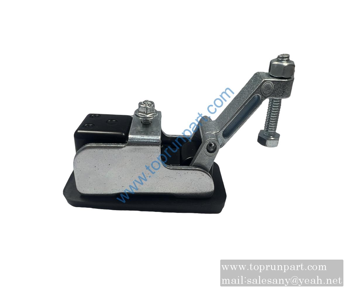 60333109 door lock MS718-3C SANY