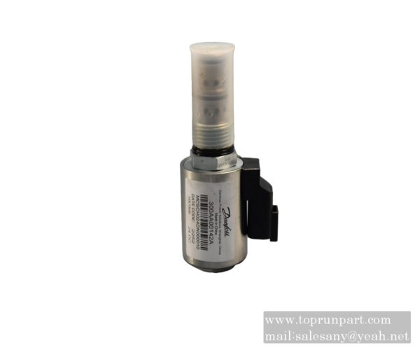60335018 Solenoid reversing valve SV11-10-3-0-24DNH-ZN SANY