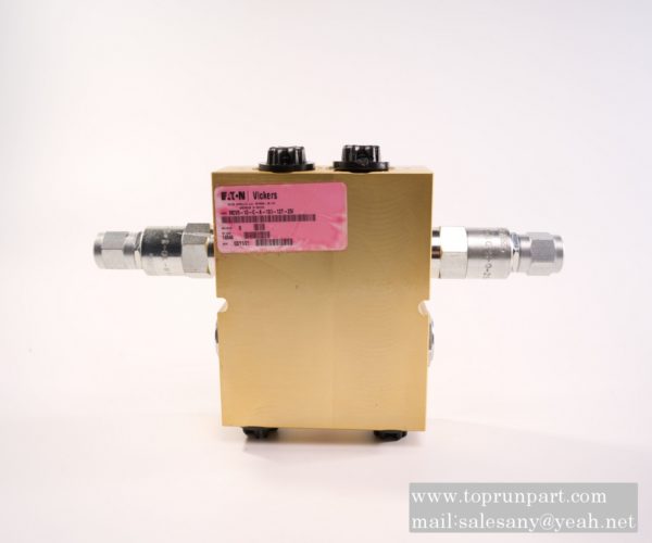 B220400000073 Balancing valve 393A0100D SANY