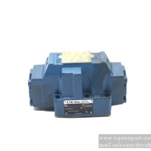 B220400000112 Hydraulic control reversing valve DG3V-8-8C- SANY
