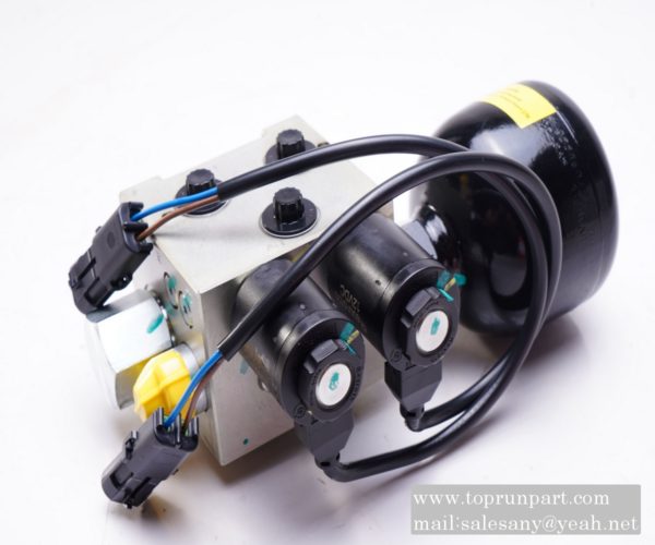 B220400000388 Oil source control valve MHSTE5G10/35-45B132W3M01S041 SANY