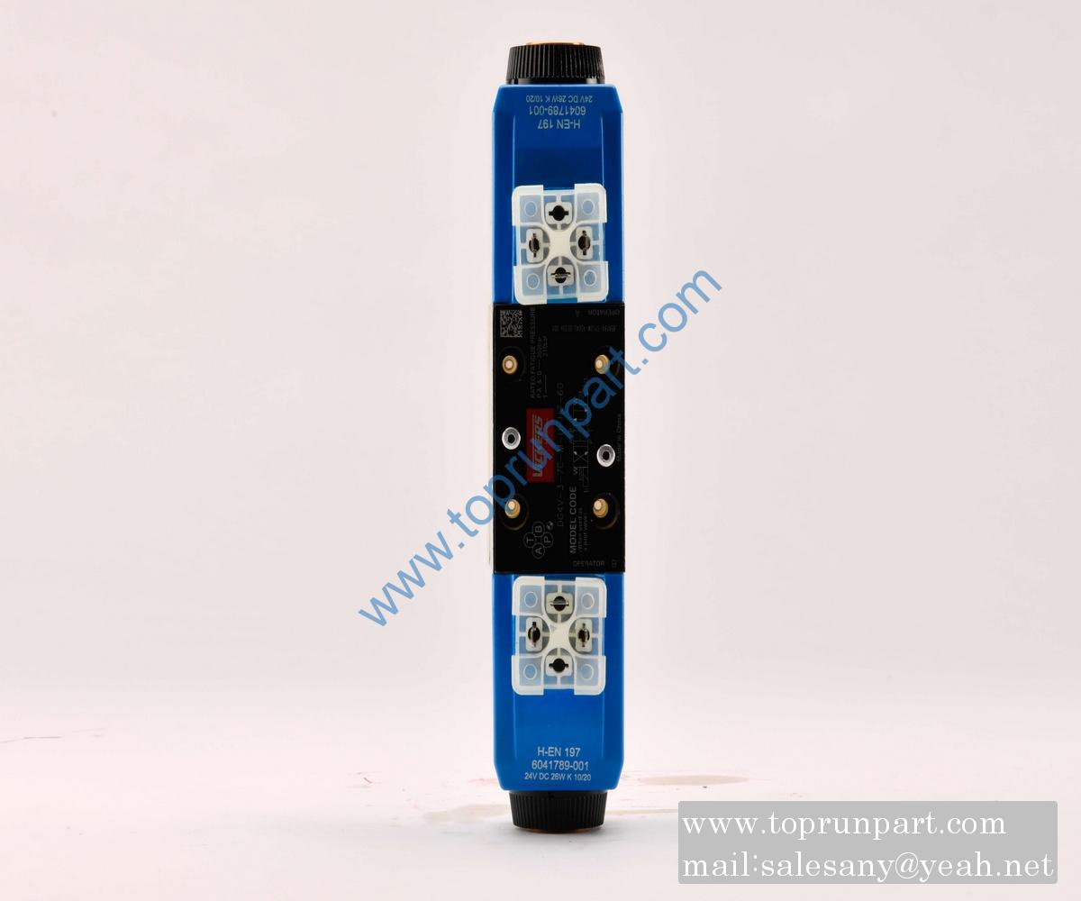 B220401000349 Solenoid directional valve DG4V-3S-7C-M-U-H7-SANY