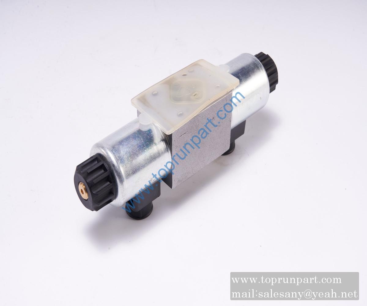 B220402000399 solenoid reversing valve SANY