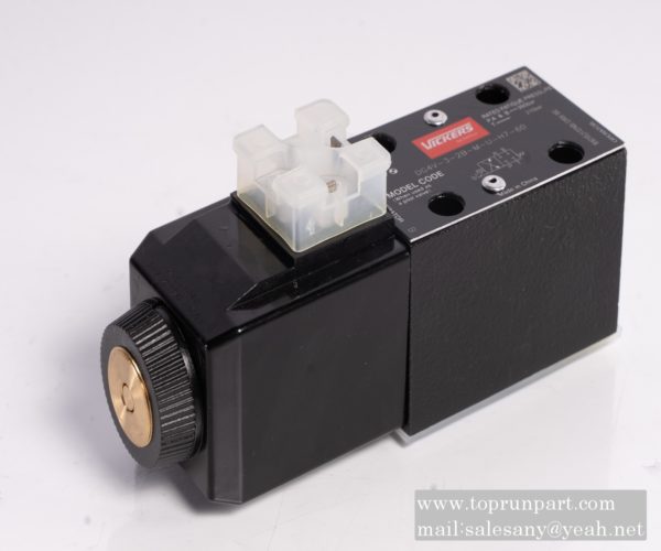 Solenoid directional control valve DG4V-3-2B-M-U-H7-60