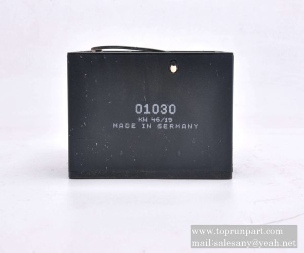 Oil filter element 01319822