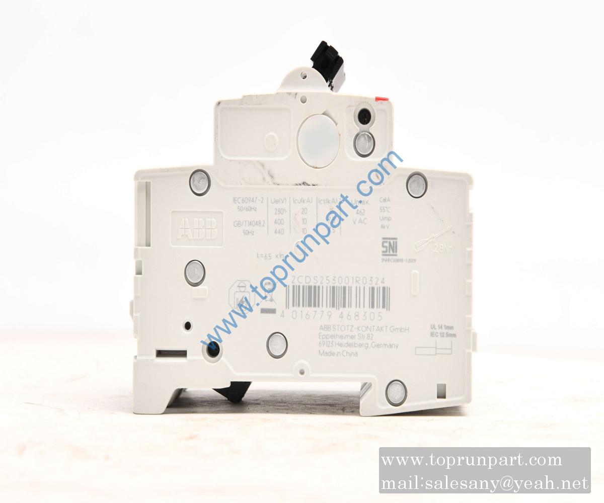 B241200000776 Circuit Breaker 32-AC380-3-B3 SANY