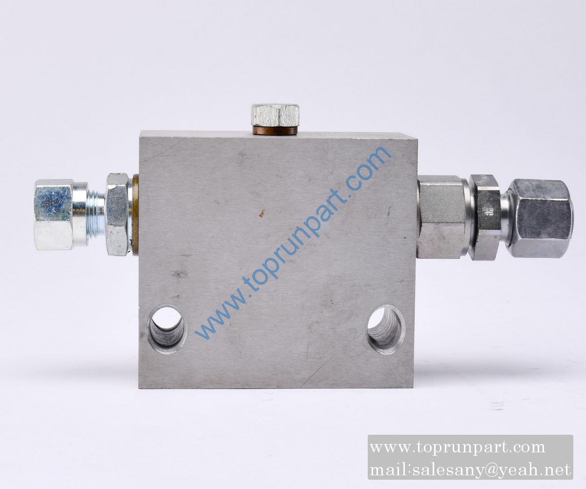 A810201030003 One-Way Four-Way Valve 60C1816.13.1A SANY PARTS